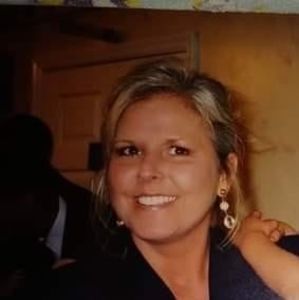 Meet your Posher, Claudia